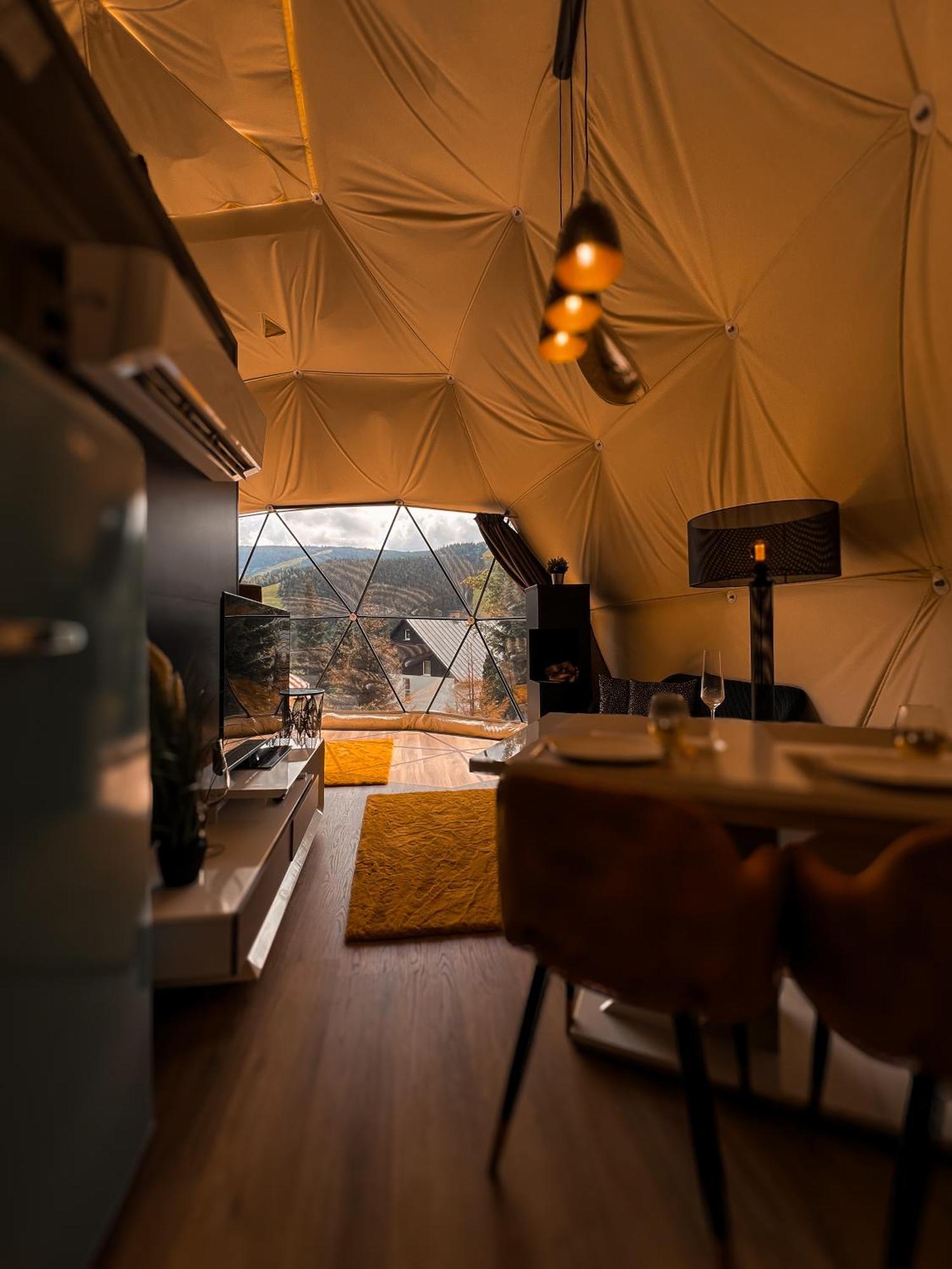 Glamping Spindl One&Only Hotel Špindlerŭv Mlýn Buitenkant foto
